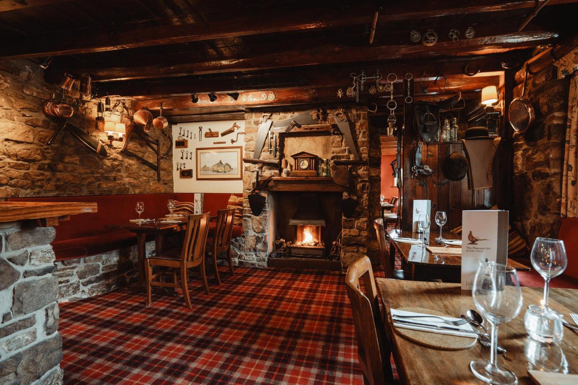 The Pheasant Inn Falstone Exterior foto